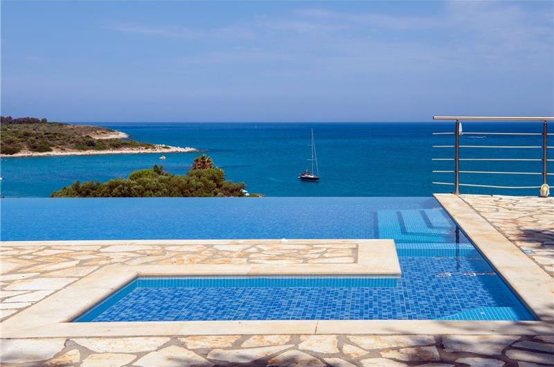 7 bedroom seafront luxury villa with pool & jacuzzi, near Acharavi, sleeps 14-15