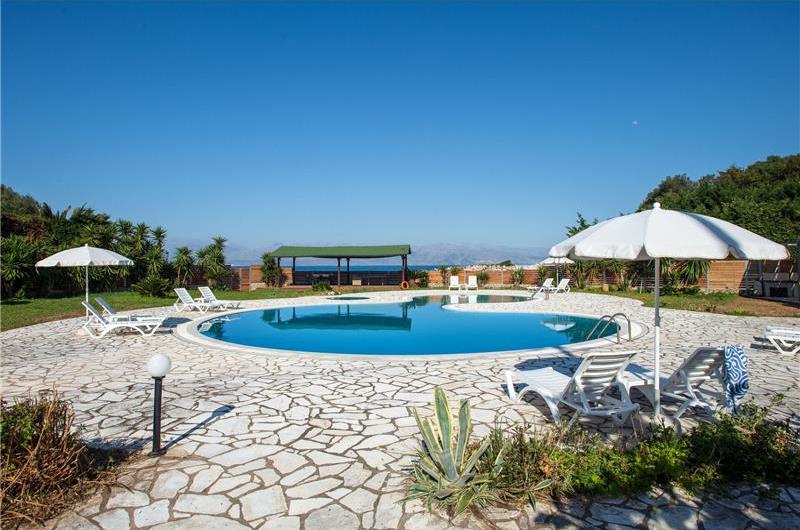 3 bedroom seaside villa with pool & jacuzzi, near Acharavi, sleeps 6