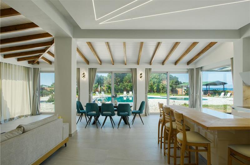 3 bedroom seaside villa with pool & jacuzzi, near Acharavi, sleeps 6