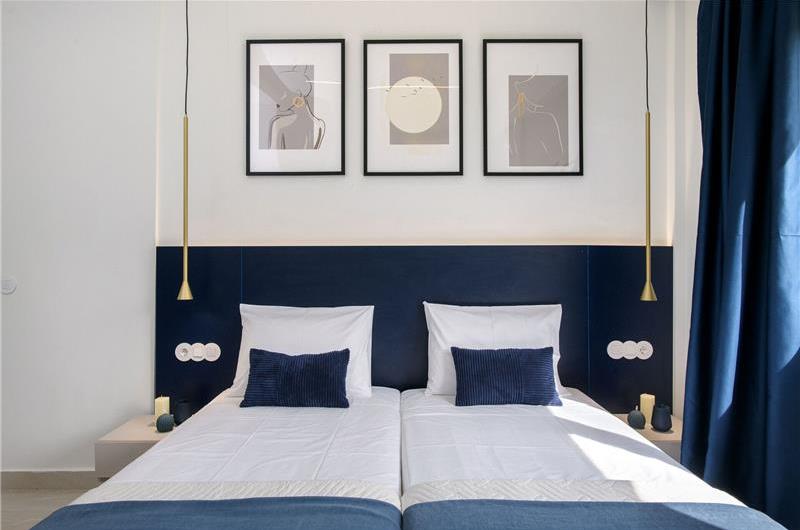 3 bedroom seaside villa with pool & jacuzzi, near Acharavi, sleeps 6