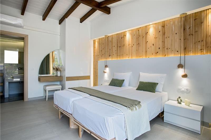 3 bedroom seaside villa with pool & jacuzzi, near Acharavi, sleeps 6