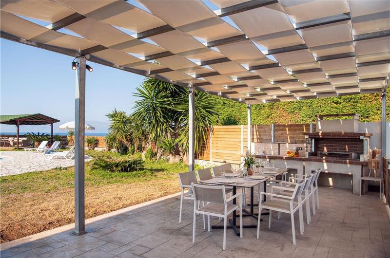 3 bedroom seaside villa with pool & jacuzzi, near Acharavi, sleeps 6