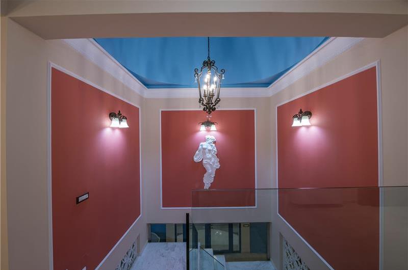 6 bedroom luxury villa with pool near Agia Pelagia, sleeps 12