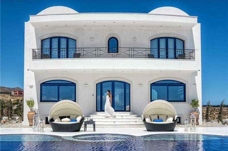 6 bedroom luxury villa with pool near Agia Pelagia, sleeps 12