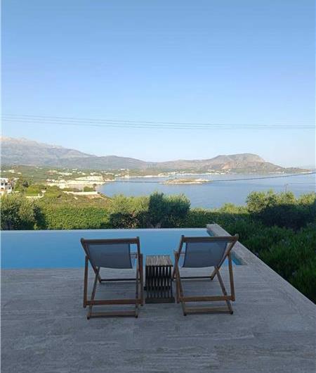5 bedroom luxury villa with infinity pool, sea views and tennis court near Chania, sleeps 10