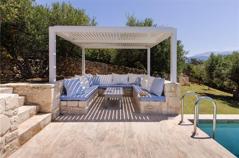 5 bedroom luxury villa with infinity pool, sea views and tennis court near Chania, sleeps 10