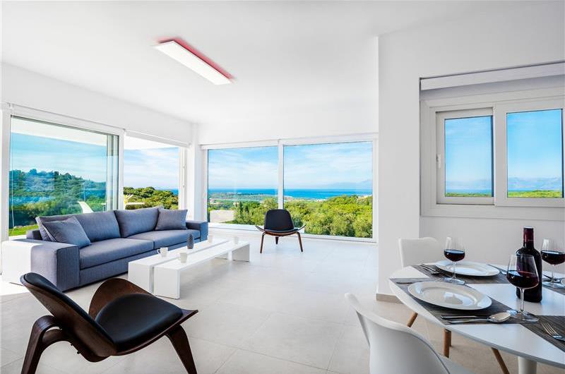 4 bedroom villa with pool and sea view in Perithia, Corfu, sleeps 9