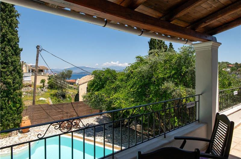 3 bedroom villa with heated pool in Kassiopi, Corfu, sleeps 6