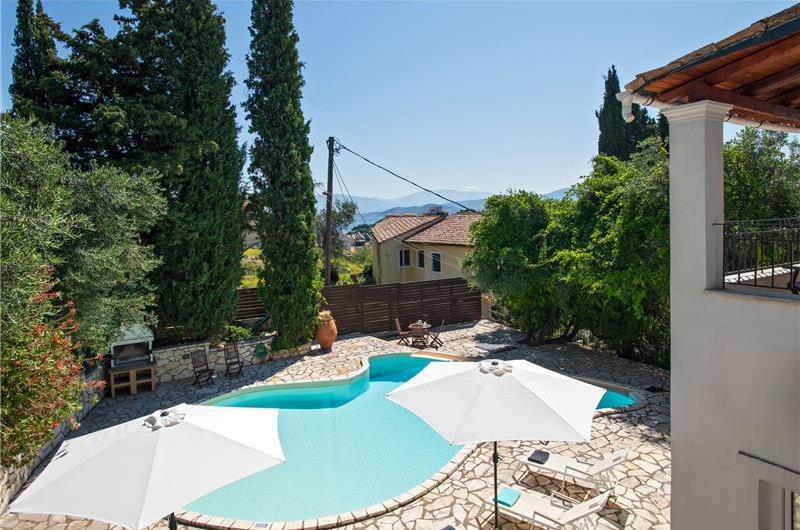 3 bedroom villa with heated pool in Kassiopi, Corfu, sleeps 6