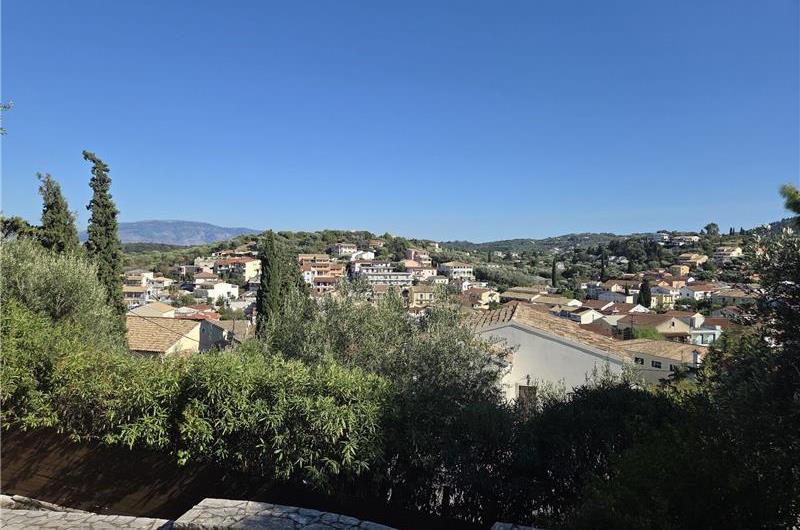 3 bedroom villa with heated pool in Kassiopi, Corfu, sleeps 6