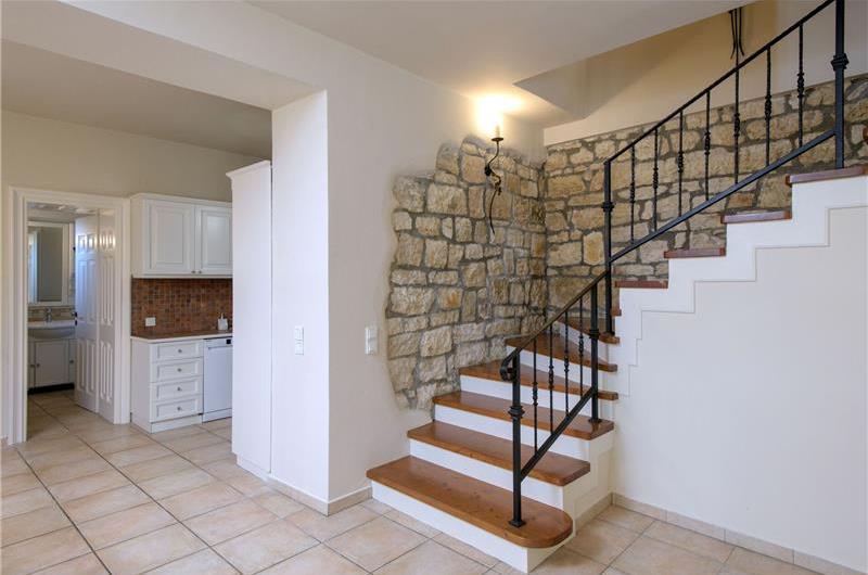 3 bedroom villa with heated pool in Kassiopi, Corfu, sleeps 6