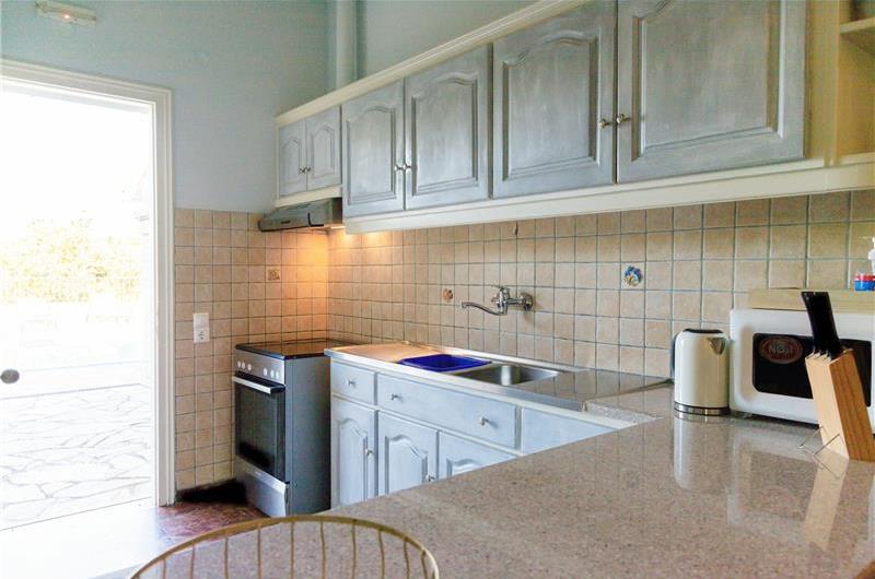 3 bedroom villa with pool in Kassiopi, Corfu, sleeps 6