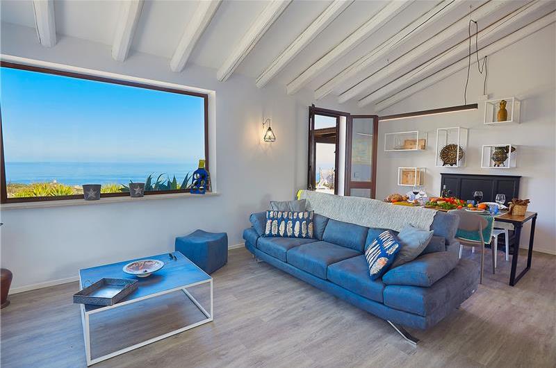 2 bedroom villa with infinity pool near Scopollo, sleeps 4