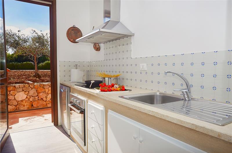 2 bedroom villa with infinity pool near Scopollo, sleeps 4