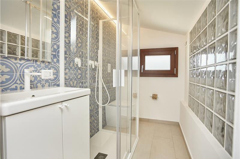 3 bedroom villa with pool near Scopollo, sleeps 6