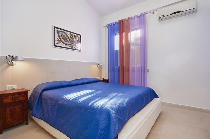 3 bedroom villa with pool and sea views near Scopello, sleeps 6