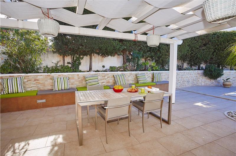 3 bedroom villa with pool and sea views near Scopello, sleeps 6