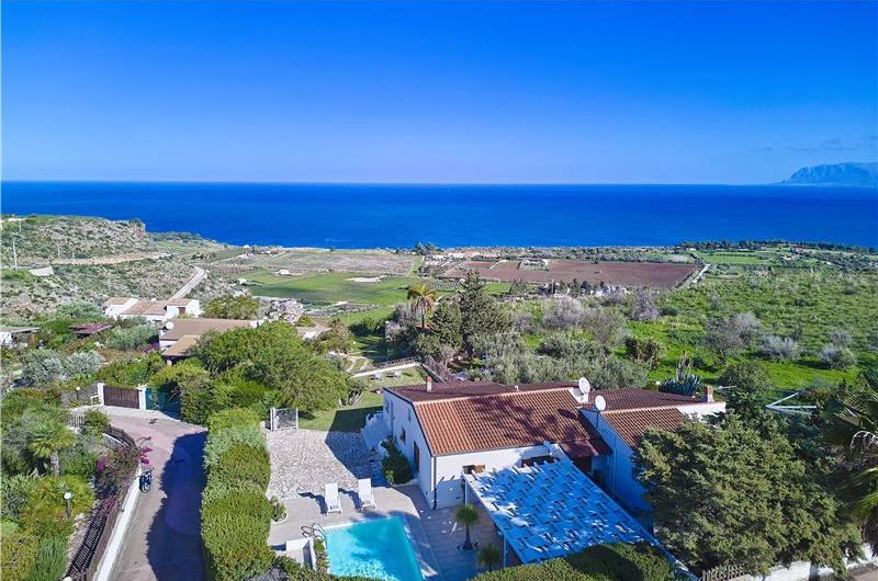 3 bedroom villa with pool and sea views near Scopello, sleeps 6