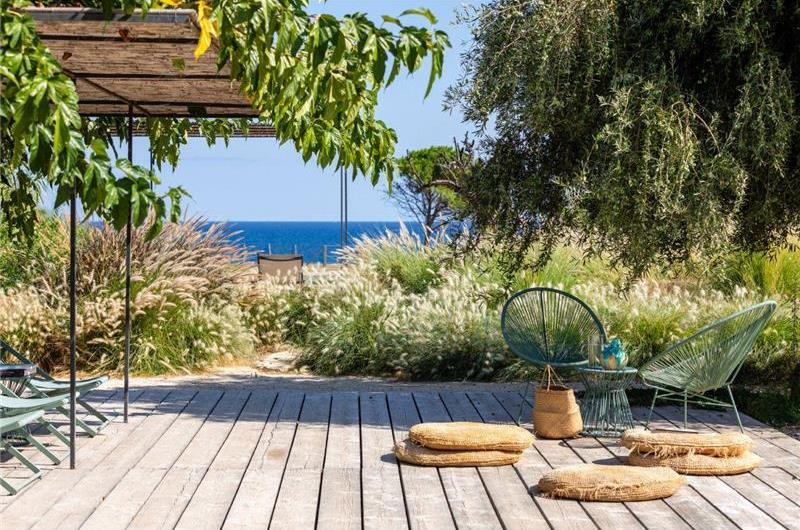 6 bedroom villa with pool and sea views near Noto, Sicily, sleeps 12