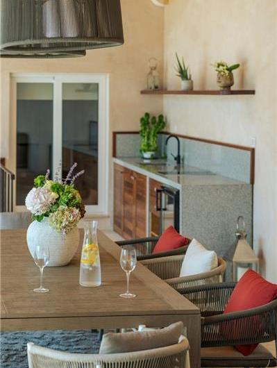 Luxury 7 Bedroom Villa with Heated Pool, Gym, Sauna, Jacuzzi and Sea Views in Dubrovnik, Sleeps 12-14
