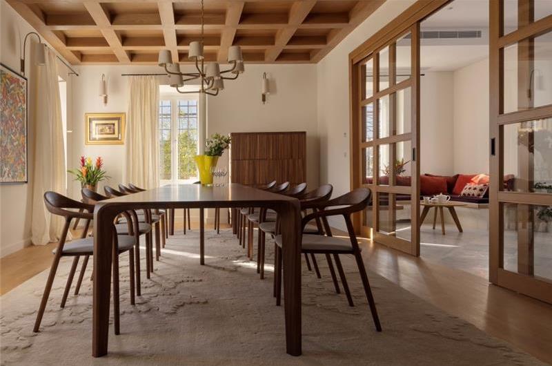 Luxury 7 Bedroom Villa with Heated Pool, Gym, Sauna, Jacuzzi and Sea Views in Dubrovnik, Sleeps 12-14